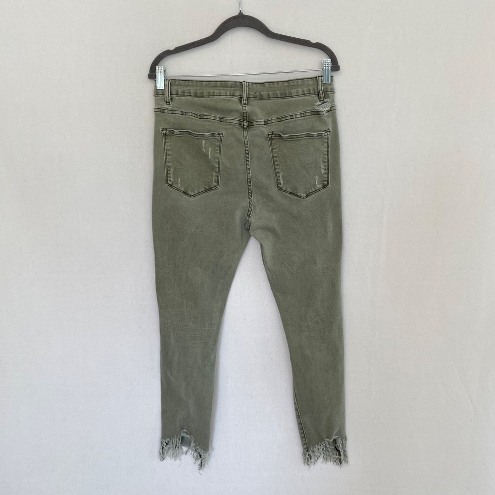 VERVET Women’s Size 32 Distressed Frayed Hem 5 Pocket Ankle Skinny Jeans - Picture 4 of 9